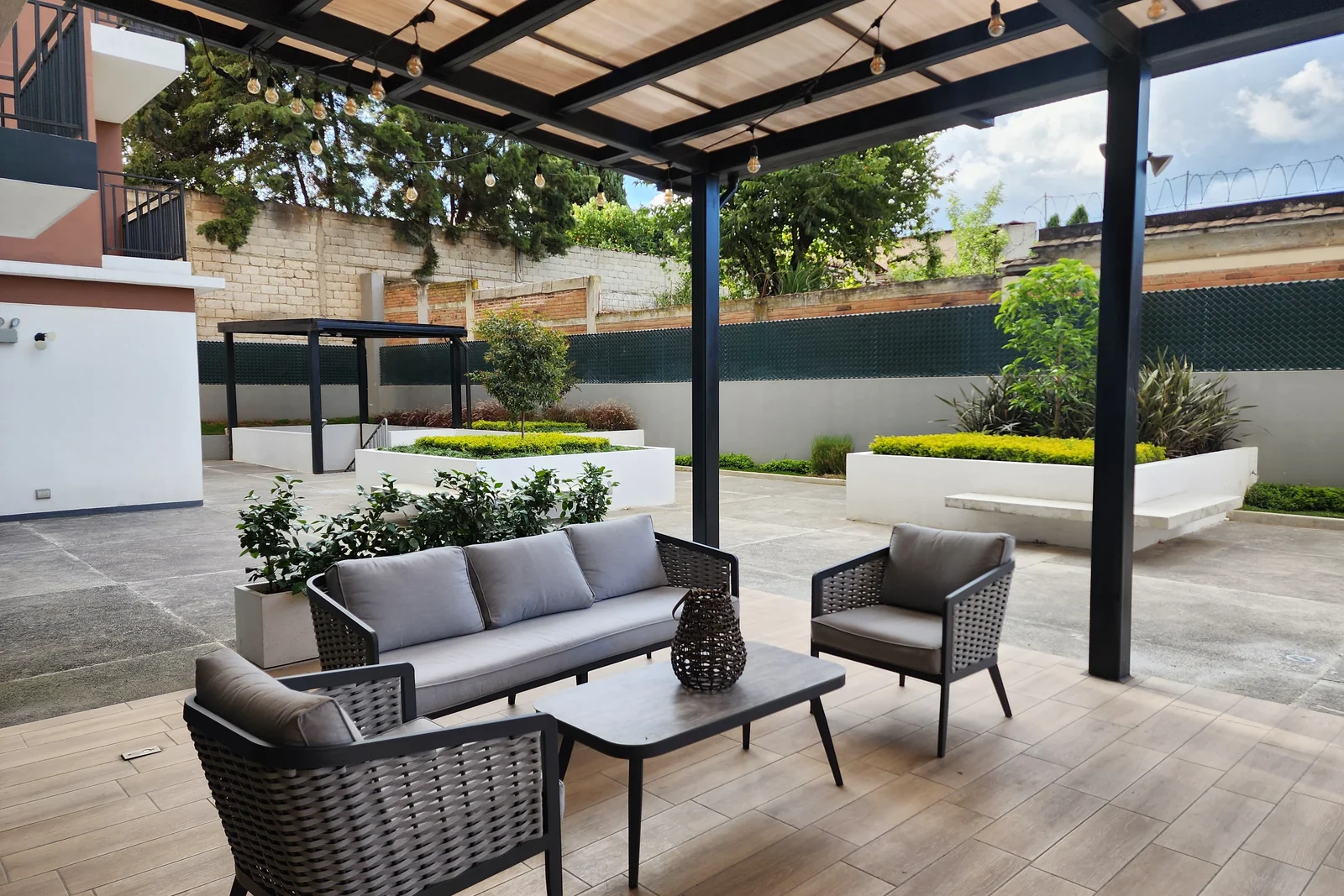 Apartamento amueblado Nivel 9 en Torre La Floresta